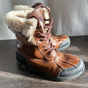 UGG Butte II CWR Adirondack Style Winter Snow Boots Leather Shearling Lined